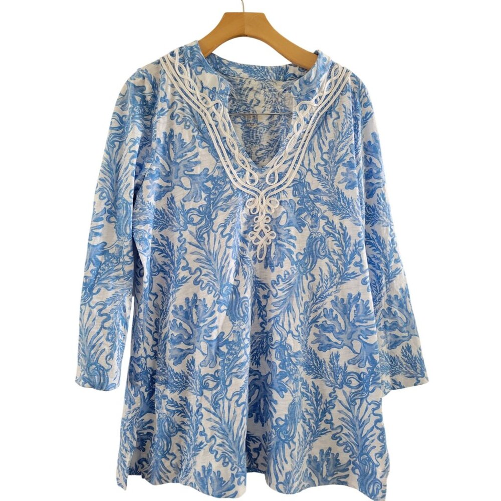 Lilly Pulitzer Kaia Blue V Neck tunic blouse size Large Beachy Vacation Resort